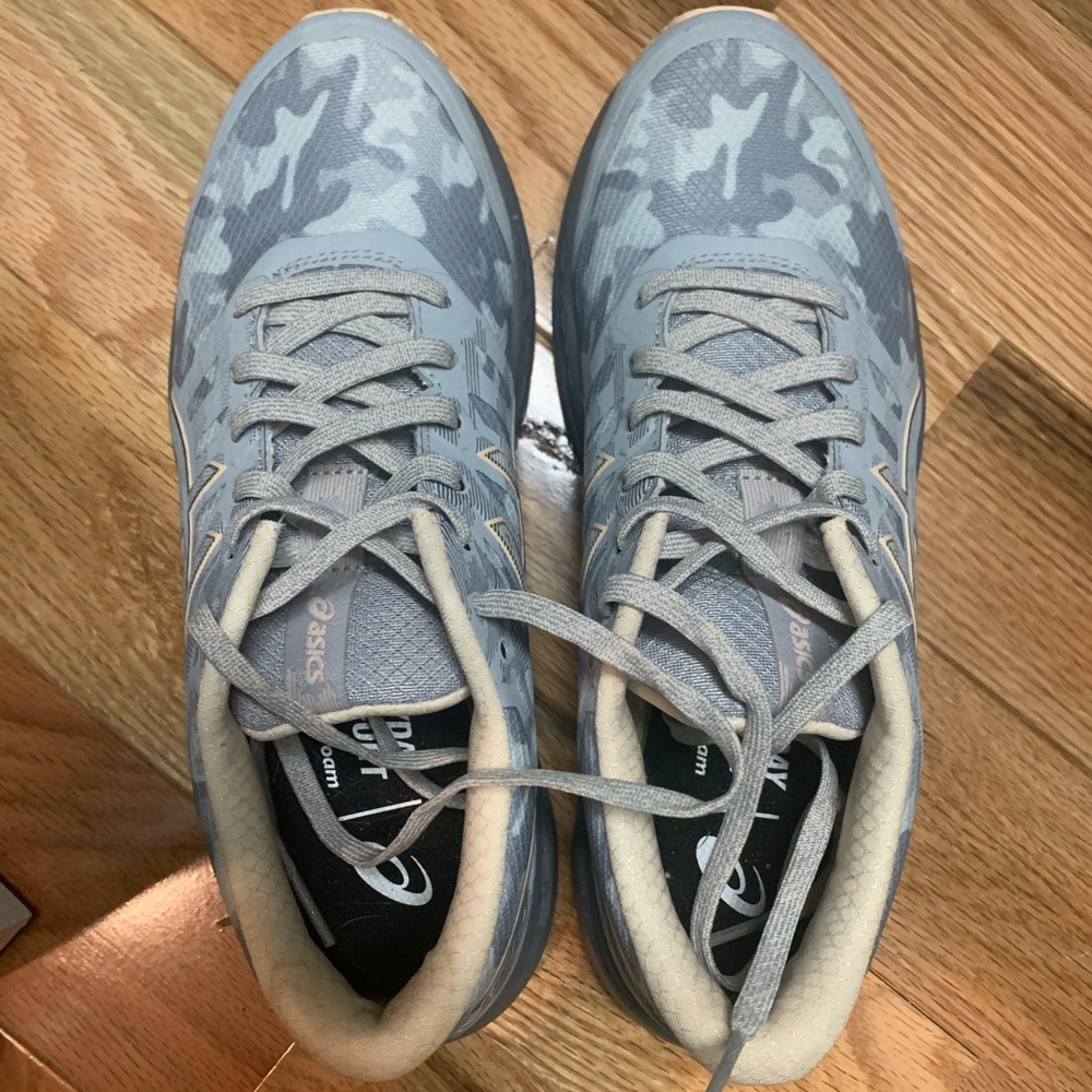 ASICS tennis shoes